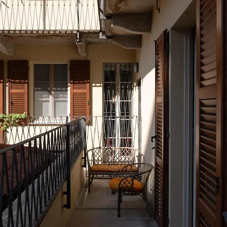 Splendid One Bedroom 2 Level Duomo - Mirable Pm Lägenhet